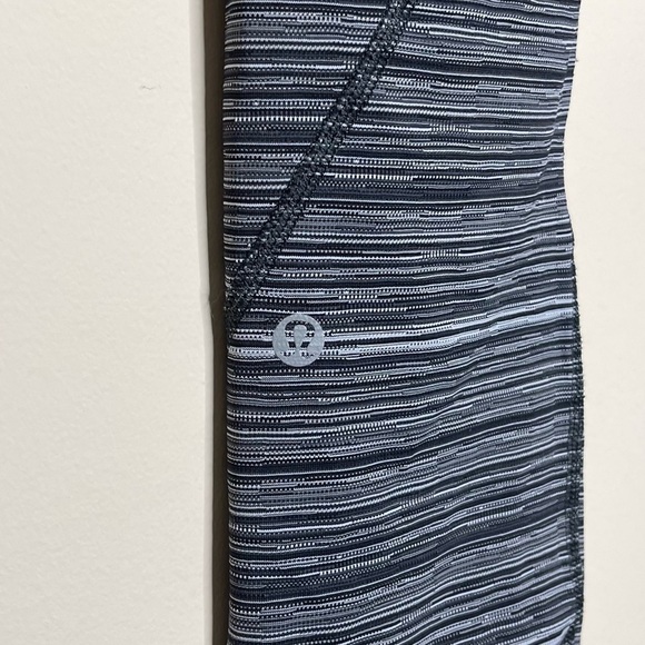 Lululemon Inspire Tight II mesh - Picture 6 of 8